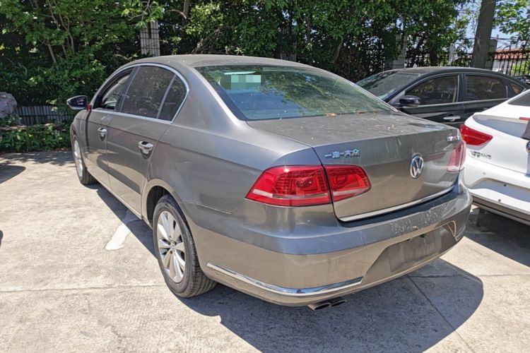 Used Volkswagen Magotan 2015 1.8TSI Luxury Model Rear Left 45 Deg