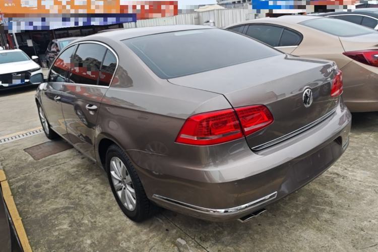 Used Volkswagen Magotan 2015 2.0 TSI Luxury Model Rear Left 45 Deg