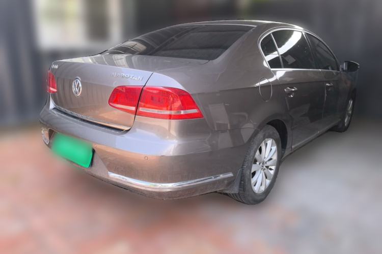 Used Volkswagen Magotan 2015 Facelift 1.8TSI Luxury Model Rear Right 45 Deg