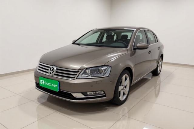 Used Volkswagen Magotan 2015 Revised Version 2.0 TSI Prestige Edition