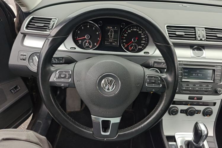 Used Volkswagen Magotan 2015 1.8TSI Advanced Model Steering Wheel