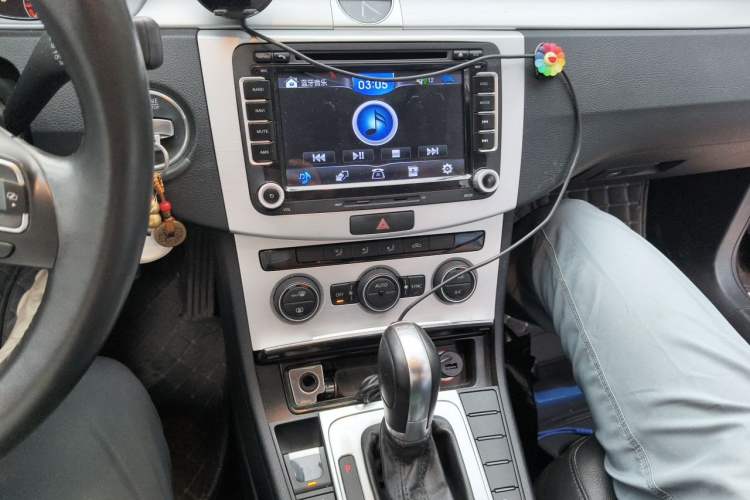 Used Volkswagen Magotan 2016 1.8TSI Smart Enjoyment Leading Model Audio And AC Panel