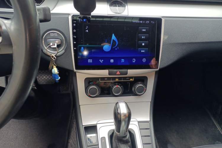 Used Volkswagen Magotan 2016 1.8TSI Smart Comfort Model Audio And AC Panel