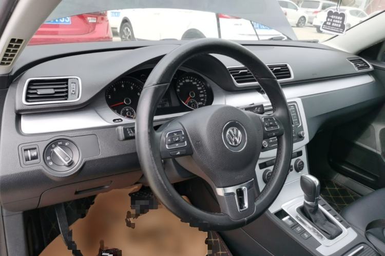 Used Volkswagen Magotan 2016 1.8TSI Smart Enjoyment Leading Model Center Console
