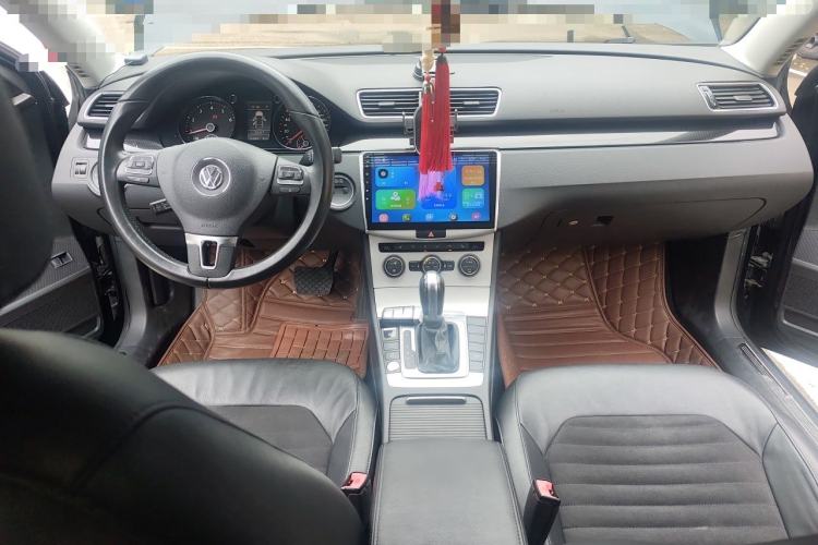 Used Volkswagen Magotan 2016 1.8TSI Luxury Comfort Model Center Console