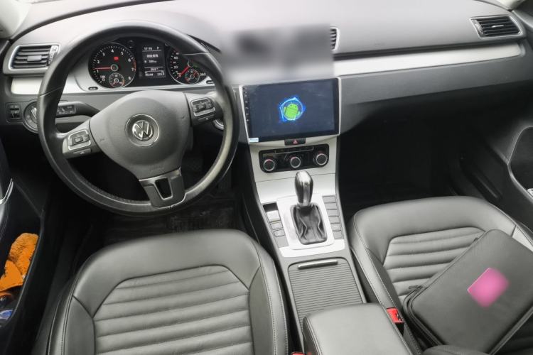 Used Volkswagen Magotan 2016 1.8TSI Smart Comfort Model Center Console