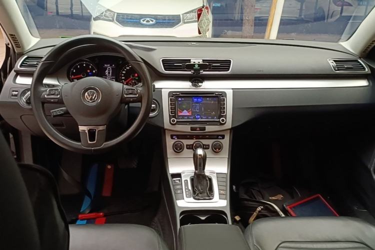 Used Volkswagen Magotan 2016 1.8TSI Smart Enjoyment Leading Model Center Console
