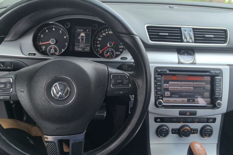 Used Volkswagen Magotan 2016 1.8TSI Smart Enjoyment Leading Model Center Console