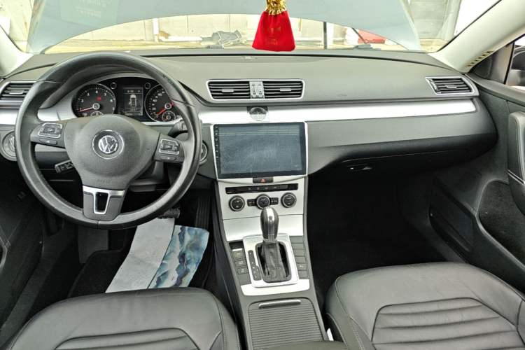 Used Volkswagen Magotan 2016 1.8TSI Smart Enjoyment Leading Model Center Console