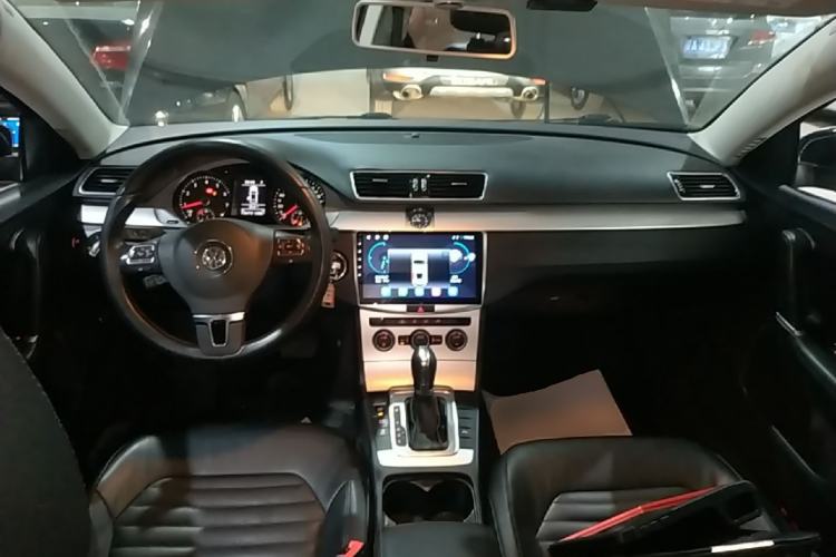 Used Volkswagen Magotan 2016 1.8TSI Smart Enjoyment Leading Model Center Console