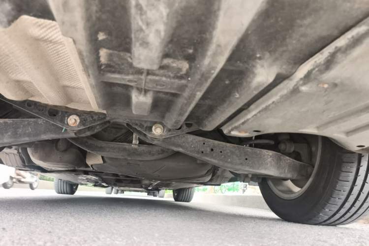 Used Volkswagen Magotan 2016 1.8TSI Smart Comfort Model Chassis Rear