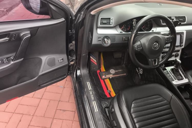 Used Volkswagen Magotan 2016 1.8TSI Smart Enjoyment Leading Model Driver Seat