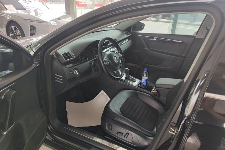 Used Volkswagen Magotan 2016 1.8TSI Luxury Comfort Model Driver Seat