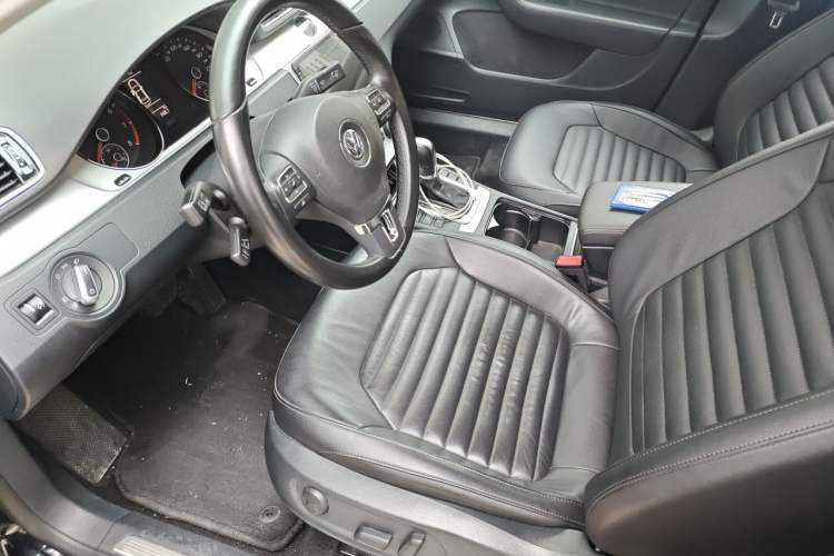 Used Volkswagen Magotan 2016 1.8TSI Smart Enjoyment Leading Model Driver Seat