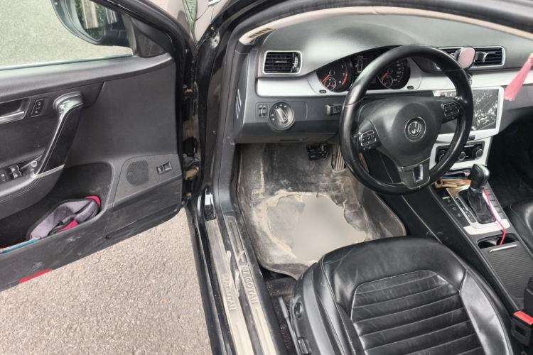 Used Volkswagen Magotan 2016 1.8TSI Smart Comfort Model Driver Seat