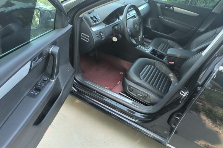 Used Volkswagen Magotan 2016 1.8TSI Smart Enjoyment Leading Model Driver Seat