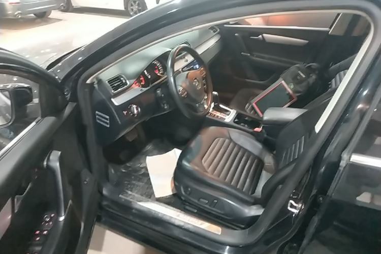 Used Volkswagen Magotan 2016 1.8TSI Smart Enjoyment Leading Model Driver Seat