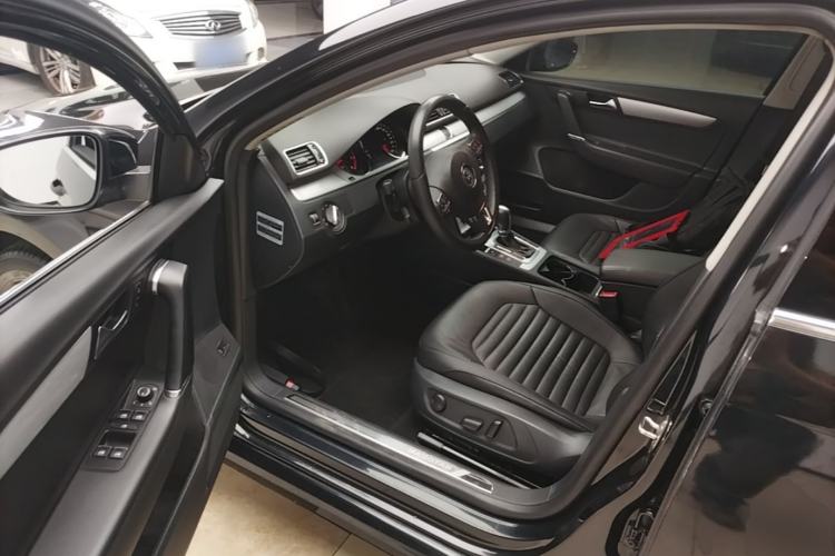 Used Volkswagen Magotan 2016 1.8TSI Smart Enjoyment Leading Model Driver Seat