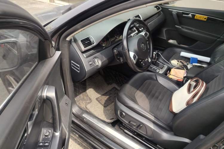 Used Volkswagen Magotan 2016 1.8TSI Luxury Comfort Model Driver Seat