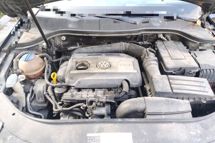Used Volkswagen Magotan 2016 1.8TSI Smart Enjoyment Leading Model Engine Bay
