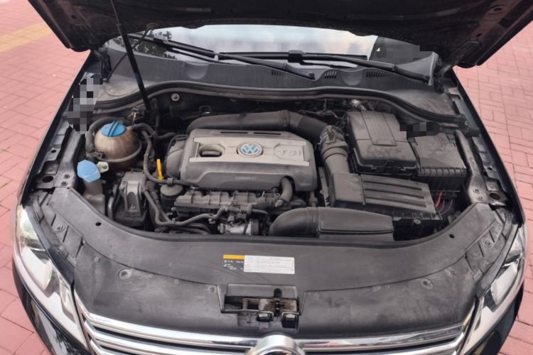 Used Volkswagen Magotan 2016 1.8TSI Smart Enjoyment Leading Model Engine Bay