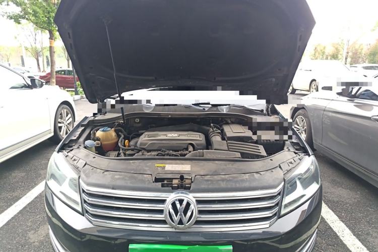 Used Volkswagen Magotan 2016 1.8TSI Smart Comfort Model Engine Bay