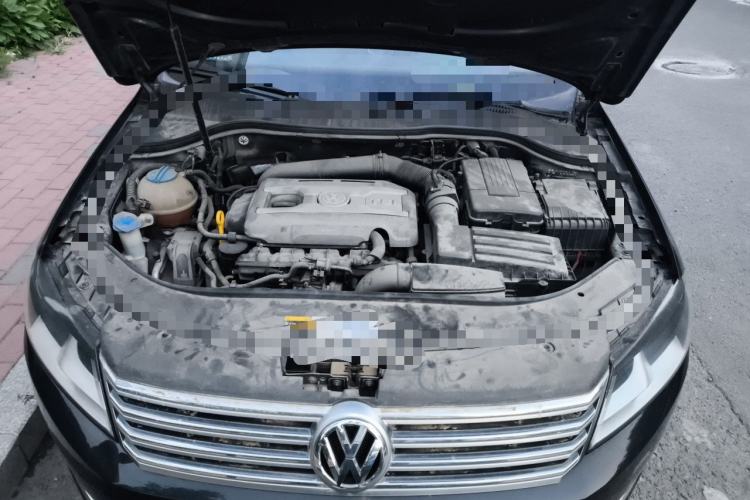 Used Volkswagen Magotan 2016 1.8TSI Smart Comfort Model Engine Bay