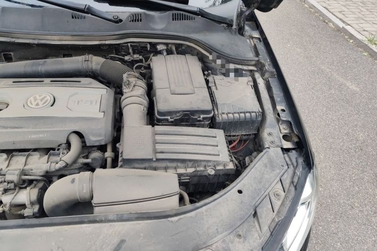 Used Volkswagen Magotan 2016 1.8TSI Smart Enjoyment Leading Model Engine Bay Left