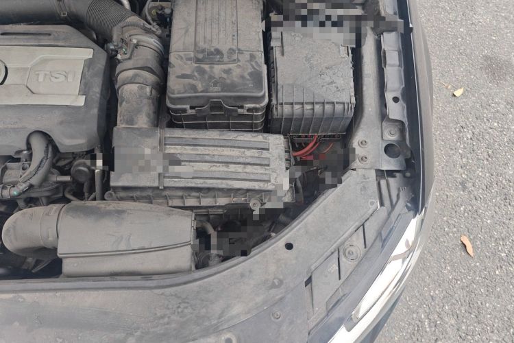 Used Volkswagen Magotan 2016 1.8TSI Smart Enjoyment Leading Model Engine Bay Left