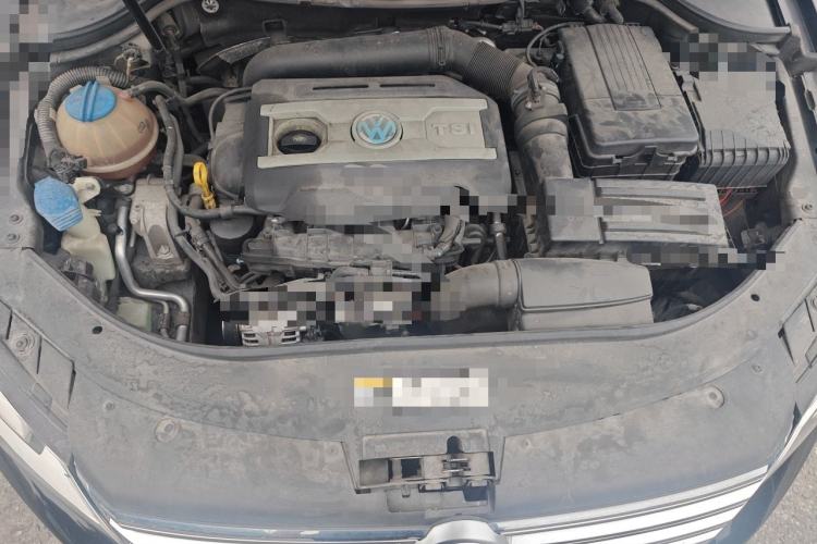 Used Volkswagen Magotan 2016 1.8TSI Smart Enjoyment Leading Model Engine Bay