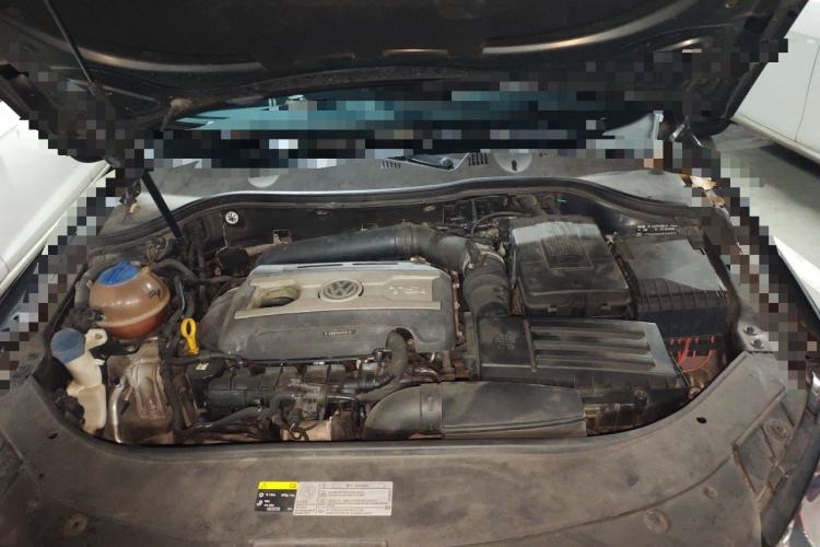 Used Volkswagen Magotan 2016 1.8TSI Smart Enjoyment Leading Model Engine Bay
