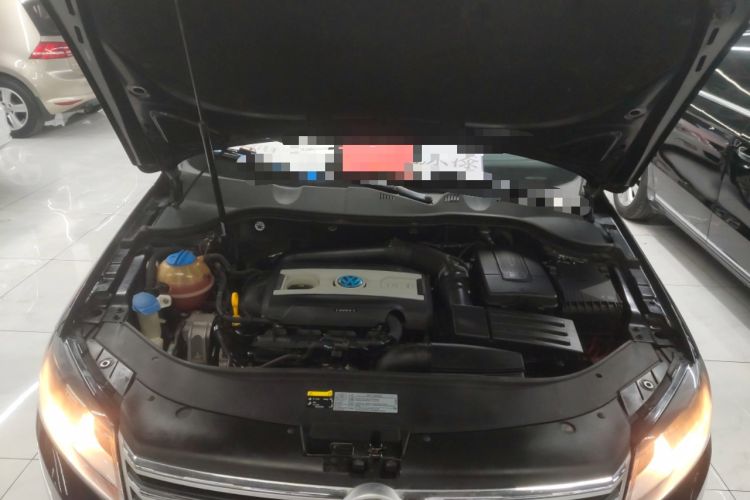 Used Volkswagen Magotan 2016 1.8TSI Smart Comfort Model Engine Bay