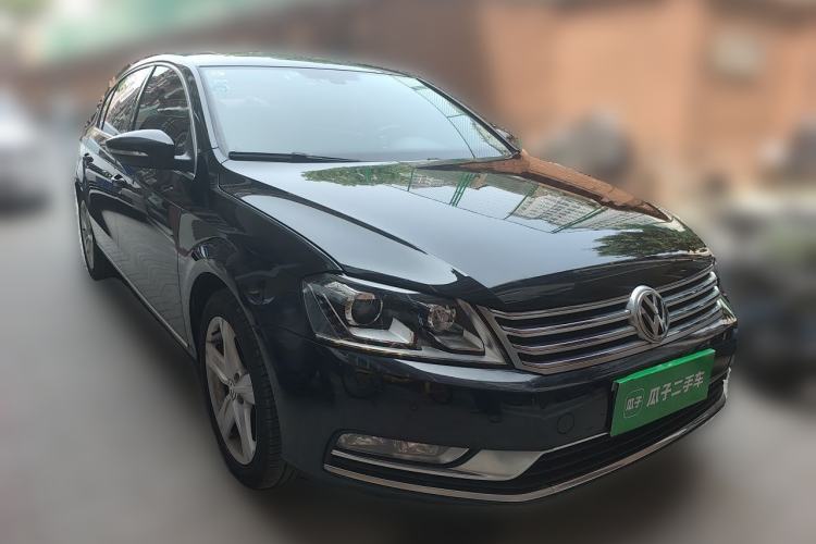 Used Volkswagen Magotan 2016 1.8TSI Luxury Comfort Model Exterior 1