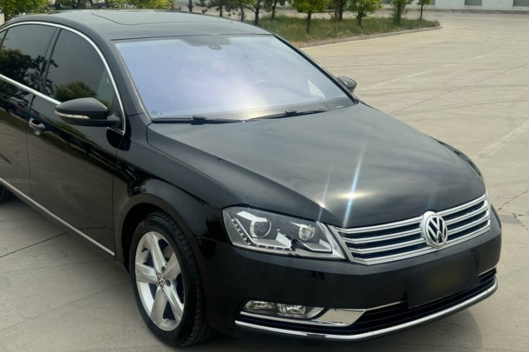 Used Volkswagen Magotan 2016 1.8TSI Luxury Comfort Model Exterior 2