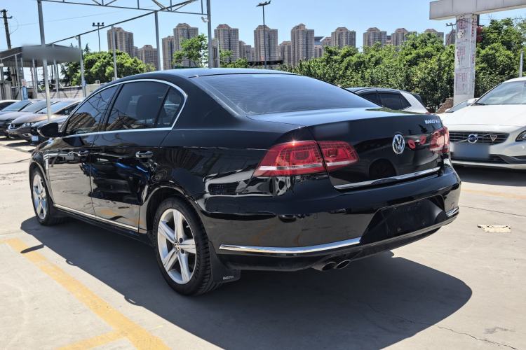 Used Volkswagen Magotan 2016 2.0 TSI Luxury Comfort Version Exterior 3
