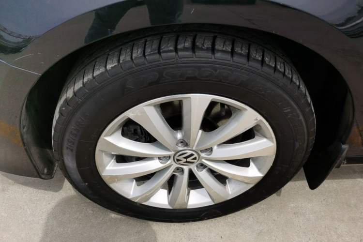 Used Volkswagen Magotan 2016 1.8TSI Smart Enjoyment Leading Model Exterior 4