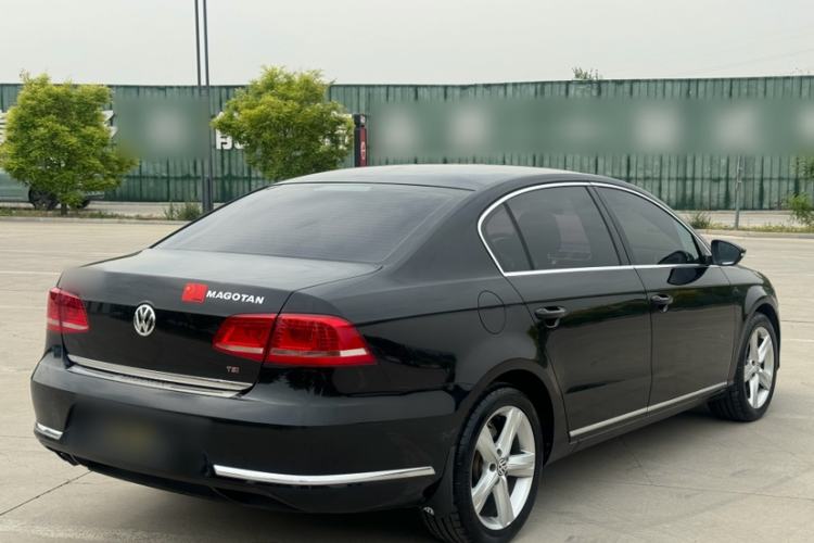 Used Volkswagen Magotan 2016 1.8TSI Luxury Comfort Model Exterior 5