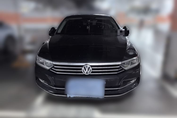 Used Volkswagen Magotan 2016 2.0 TSI Luxury Comfort Version Front