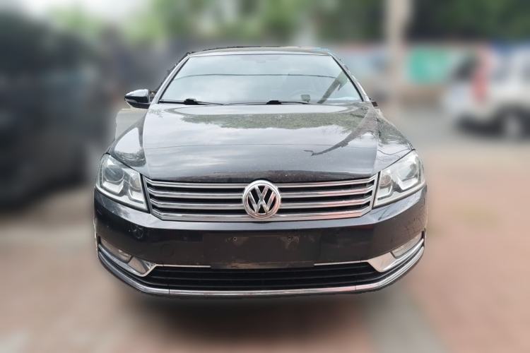 Used Volkswagen Magotan 2016 1.8TSI Luxury Comfort Model Front