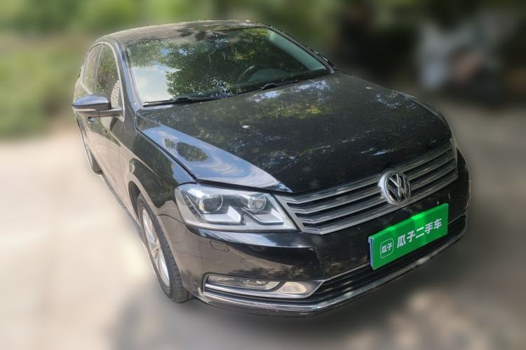 Used Volkswagen Magotan 2016 1.8TSI Smart Enjoyment Leading Model Front Right 45 Deg