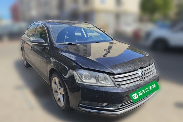 Used Volkswagen Magotan 2016 1.8TSI Luxury Comfort Model Front Right 45 Deg