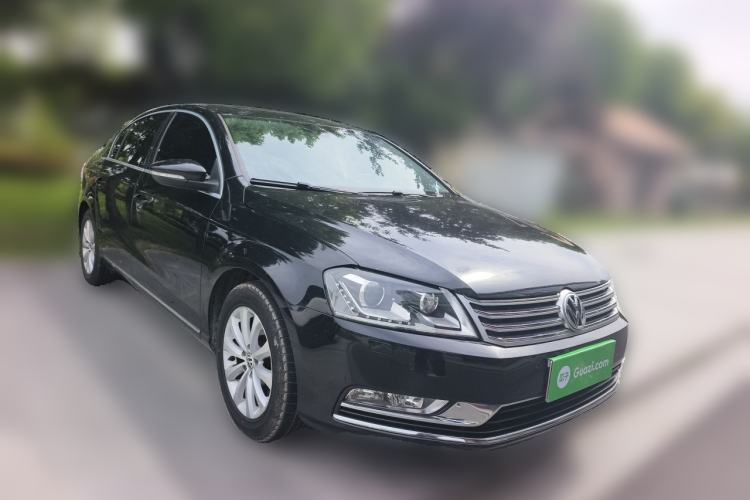 Used Volkswagen Magotan 2016 1.8TSI Smart Enjoyment Leading Model Front Right 45 Deg