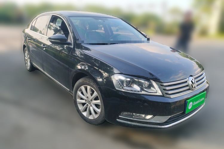 Used Volkswagen Magotan 2016 1.8TSI Smart Enjoyment Leading Model Front Right 45 Deg