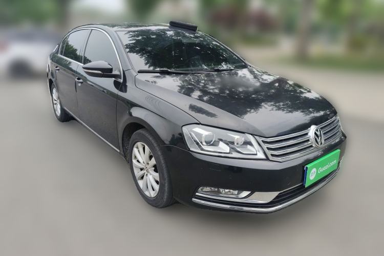 Used Volkswagen Magotan 2016 1.8TSI Smart Enjoyment Leading Model Front Right 45 Deg