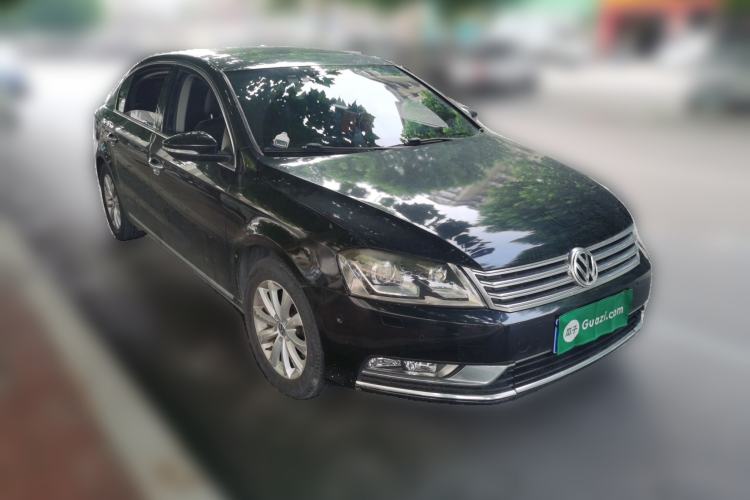 Used Volkswagen Magotan 2016 1.8TSI Smart Enjoyment Leading Model Front Right 45 Deg