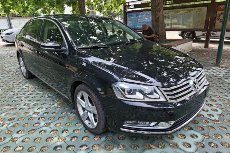 Used Volkswagen Magotan 2016 1.8TSI Smart Comfort Model Front Right 45 Deg