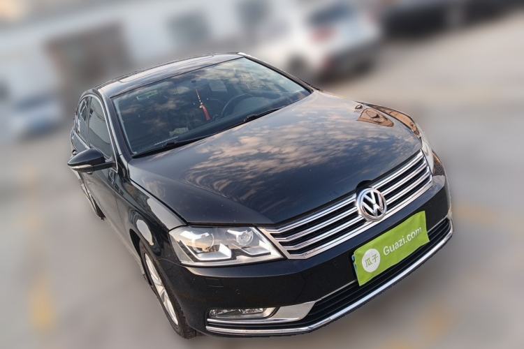 Used Volkswagen Magotan 2016 1.8TSI Smart Enjoyment Leading Model Front Right 45 Deg