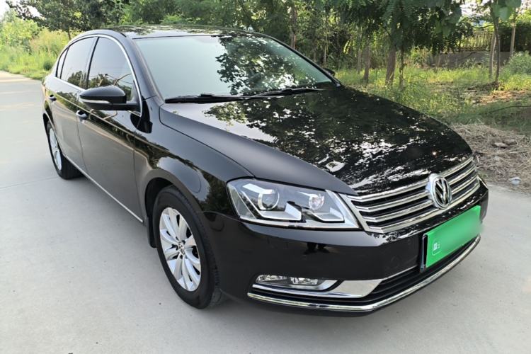 Used Volkswagen Magotan 2016 1.8TSI Smart Enjoyment Leading Model Front Right 45 Deg