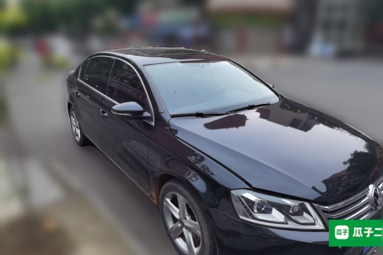 Used Volkswagen Magotan 2016 1.8TSI Luxury Comfort Model Front Right 45 Deg