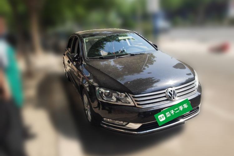 Used Volkswagen Magotan 2016 1.8TSI Smart Enjoyment Leading Model Front Right 45 Deg